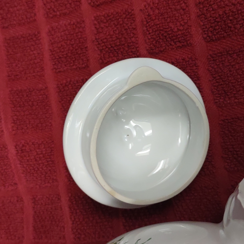 Vintage Alexander Haddon and sons porcelain teapot. Absolutely gorgeous! - Picture 5 of 7